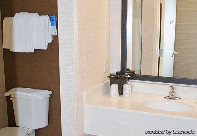 Fairfield Inn & Suites Butler Εξωτερικό φωτογραφία